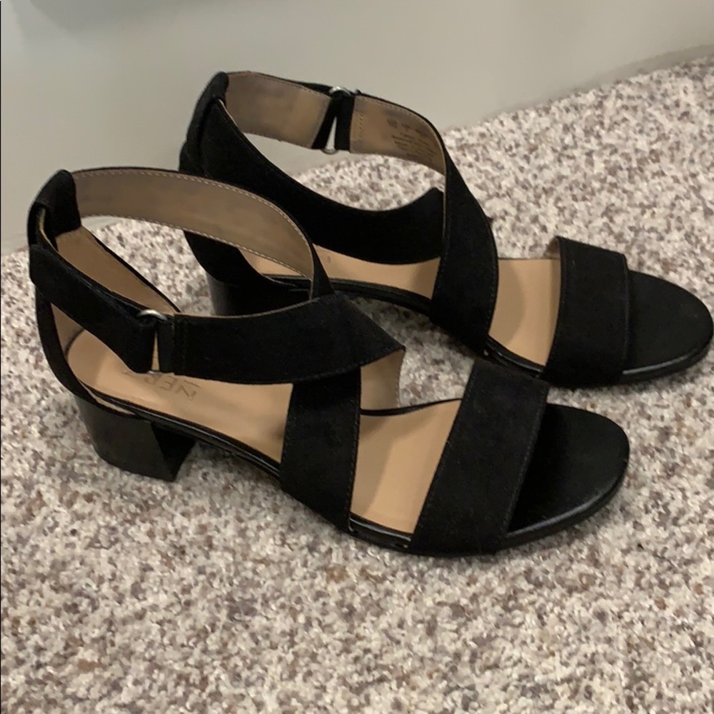 Black Naturalizer Block Heel Sandal